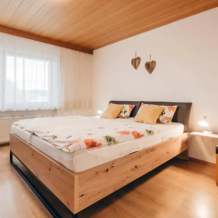 Apartment Zur Weinlaube Thurmansbang
