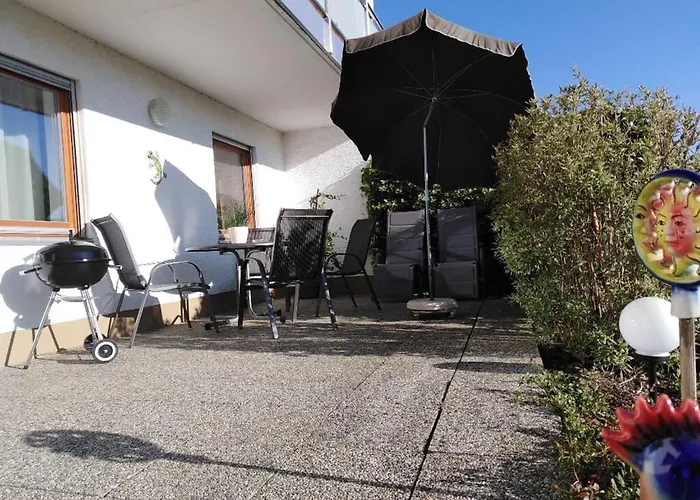 Zur Weinlaube *