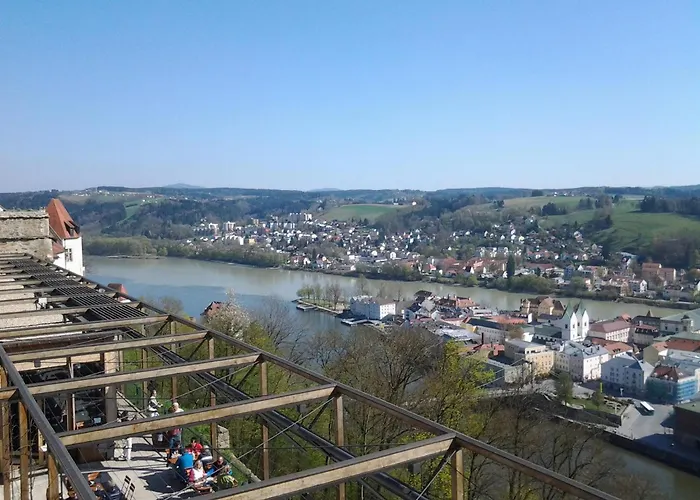 Zur Weinlaube * Thurmansbang